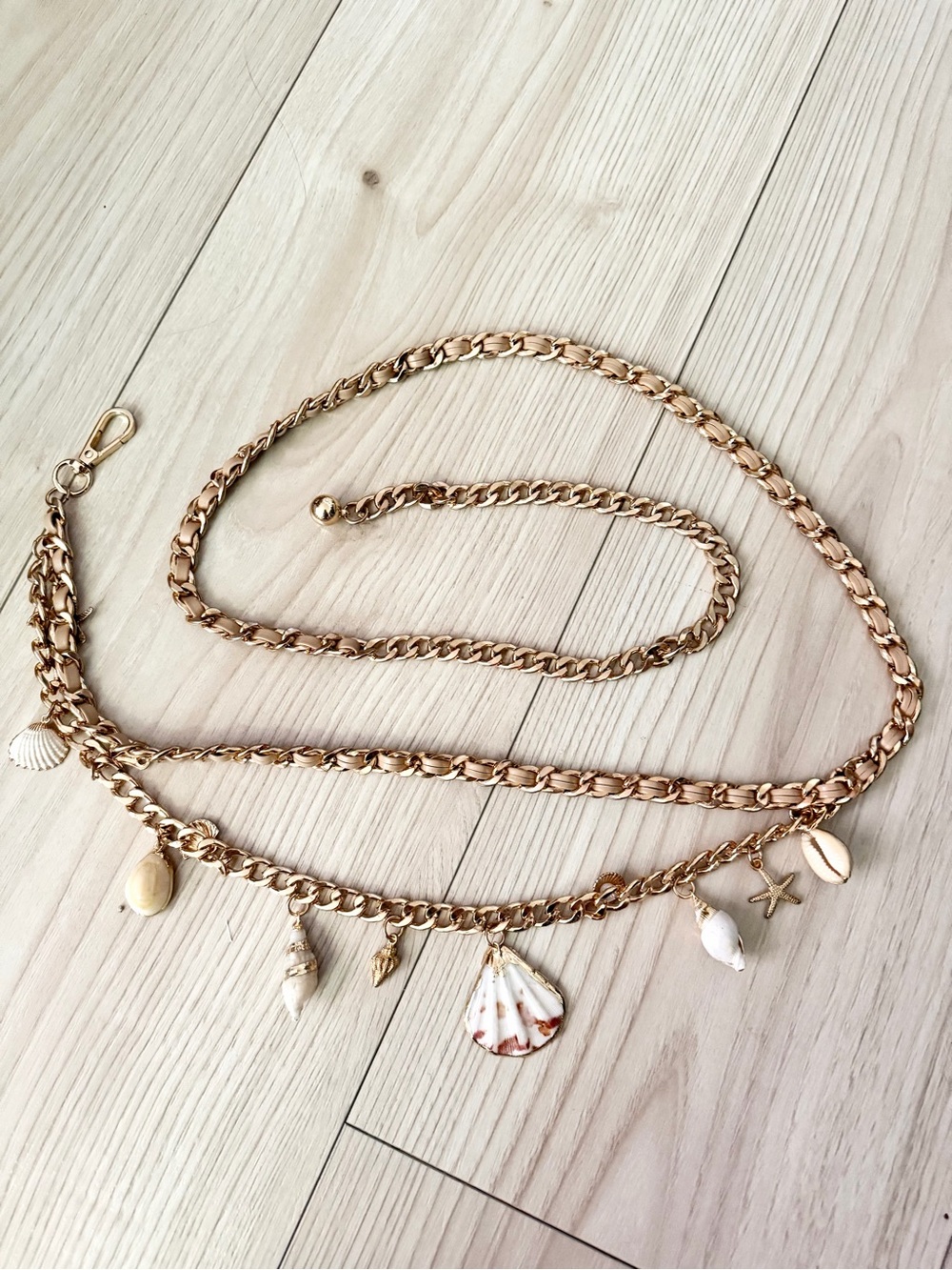 Brand new gold seashell earthbound belt